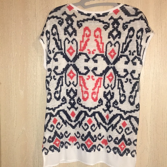 Tommy Hilfiger Light Weight Short Sleeve V Neck Top  M - Picture 1 of 12